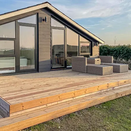 Ferienhaus 3 Bedroom Amazing In
