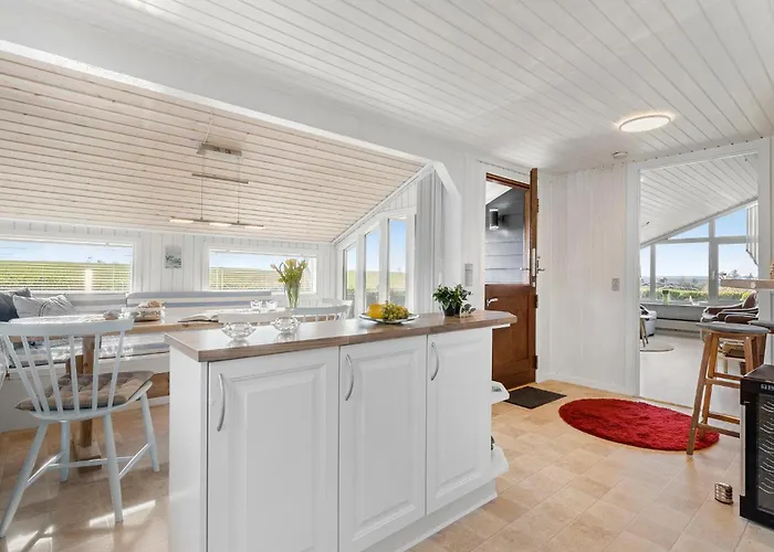 3 Bedroom Amazing In Feriehus *
