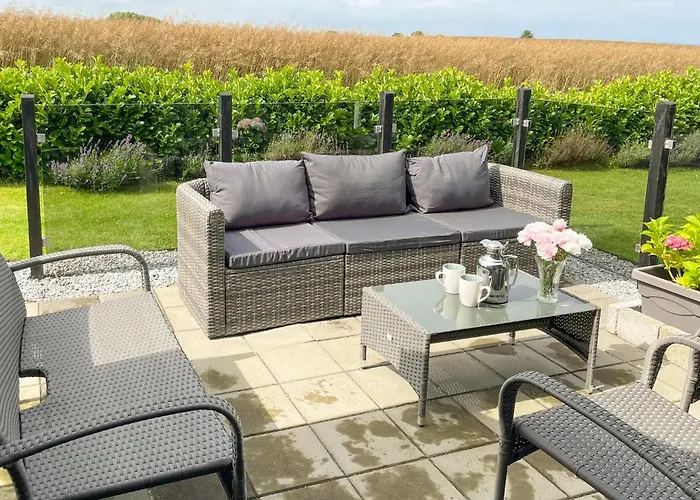 Feriehus 3 Bedroom Amazing In